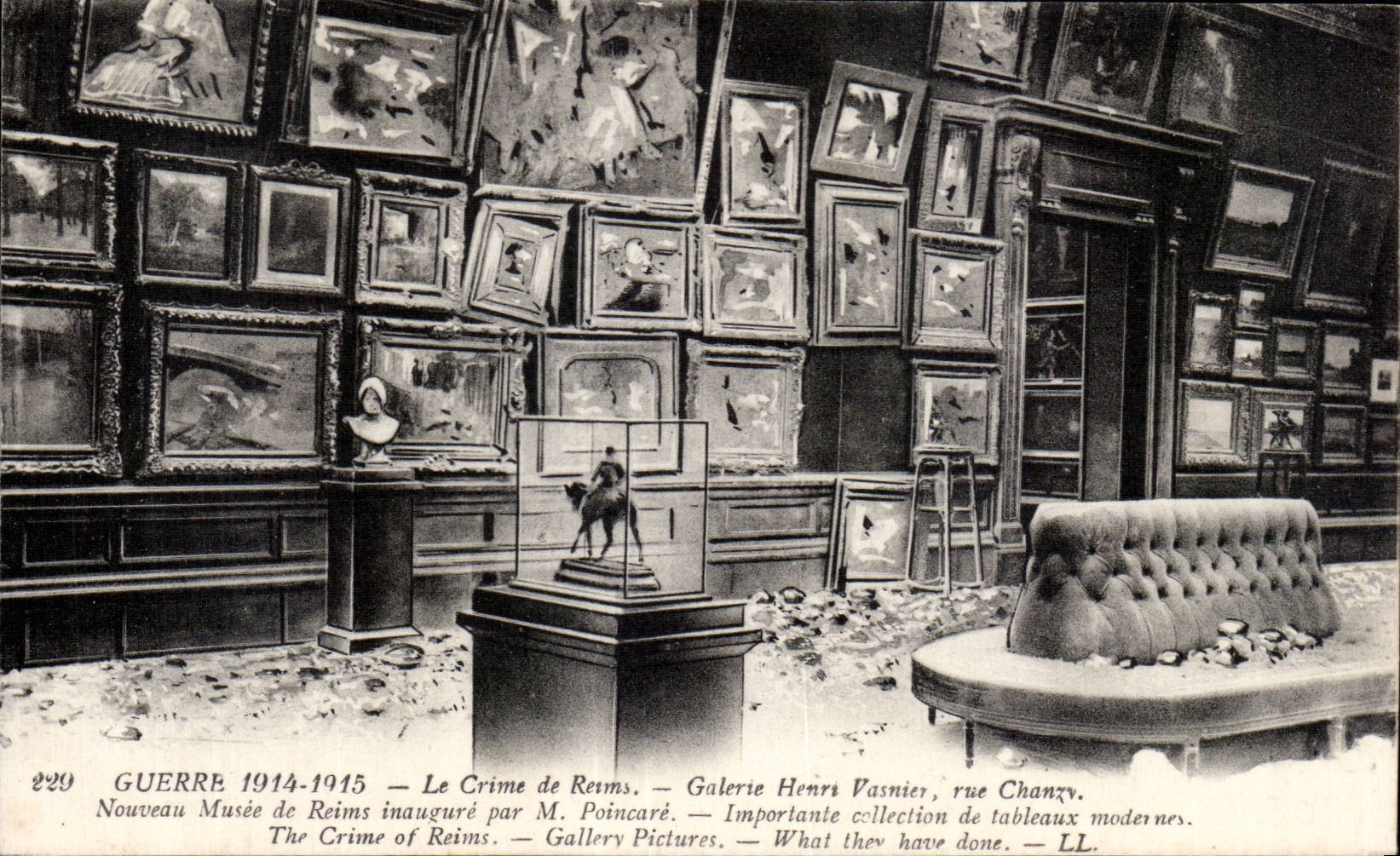 CPA Militaria Reims Galerie Henri Vasnier Rue chanzy