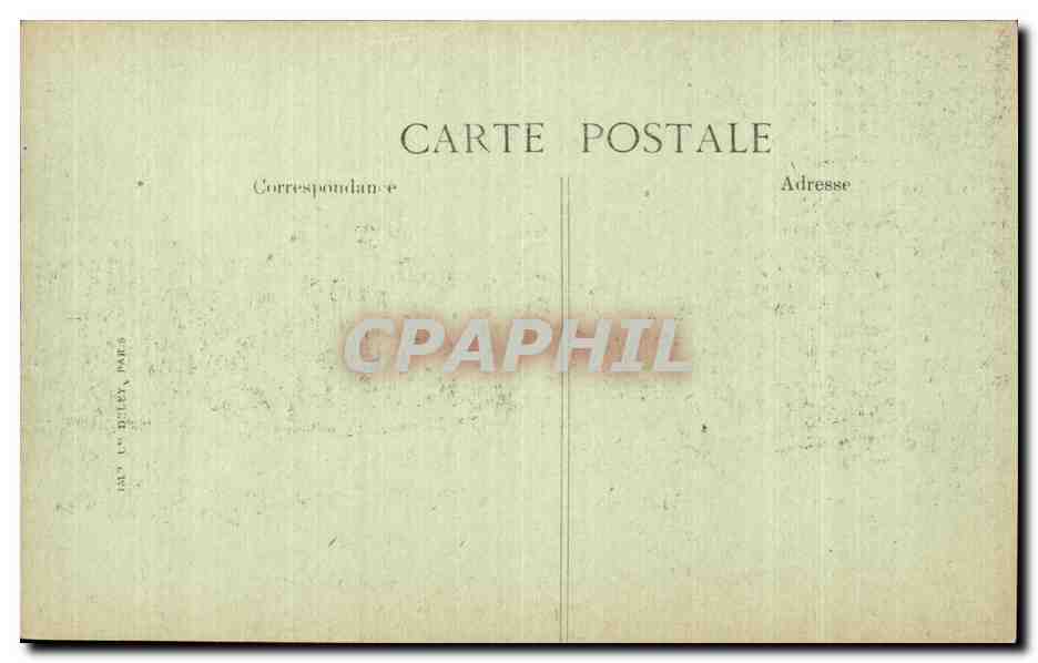 CPA Militaria Paris Fetes de la victoire 14 juillet 1919 Rond point des Champs elysees Pyramide de canons allemands  — Verso