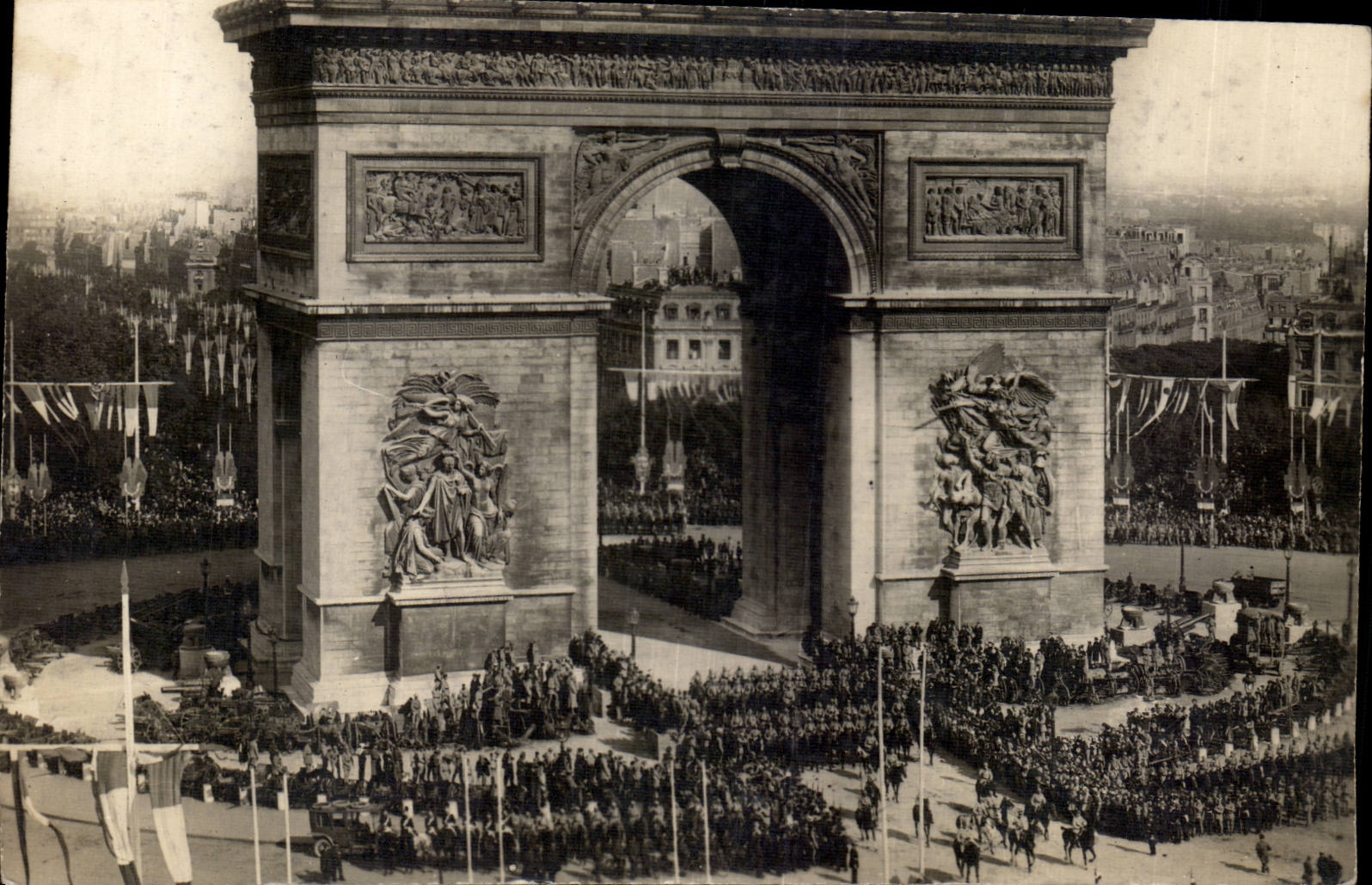 CPA Militaria 14 juillet 1919 Arc de Triomphe 