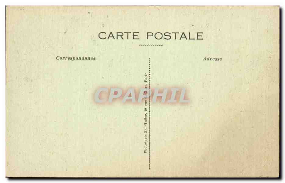 Huitron (Marne) — Maison endommagée par un seul obus de 75 — Photo-Express, n°1083 — Reverso