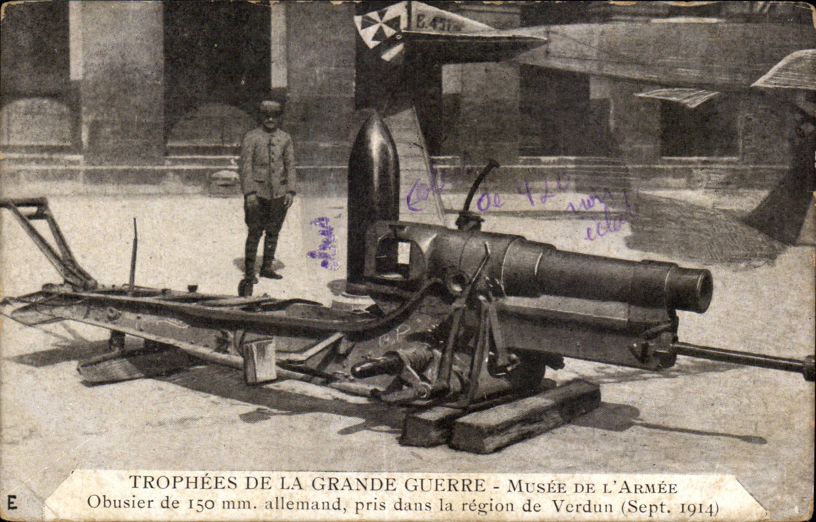 CPA Militaria Trophees de la grande guerre Musee de l armee Obusier de 150 mm allemand pris dans la region de Verdun 