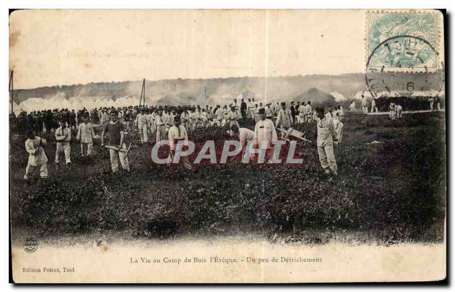 CPA Militaria la via au camp de Bois l Eveque un peu de defrichement