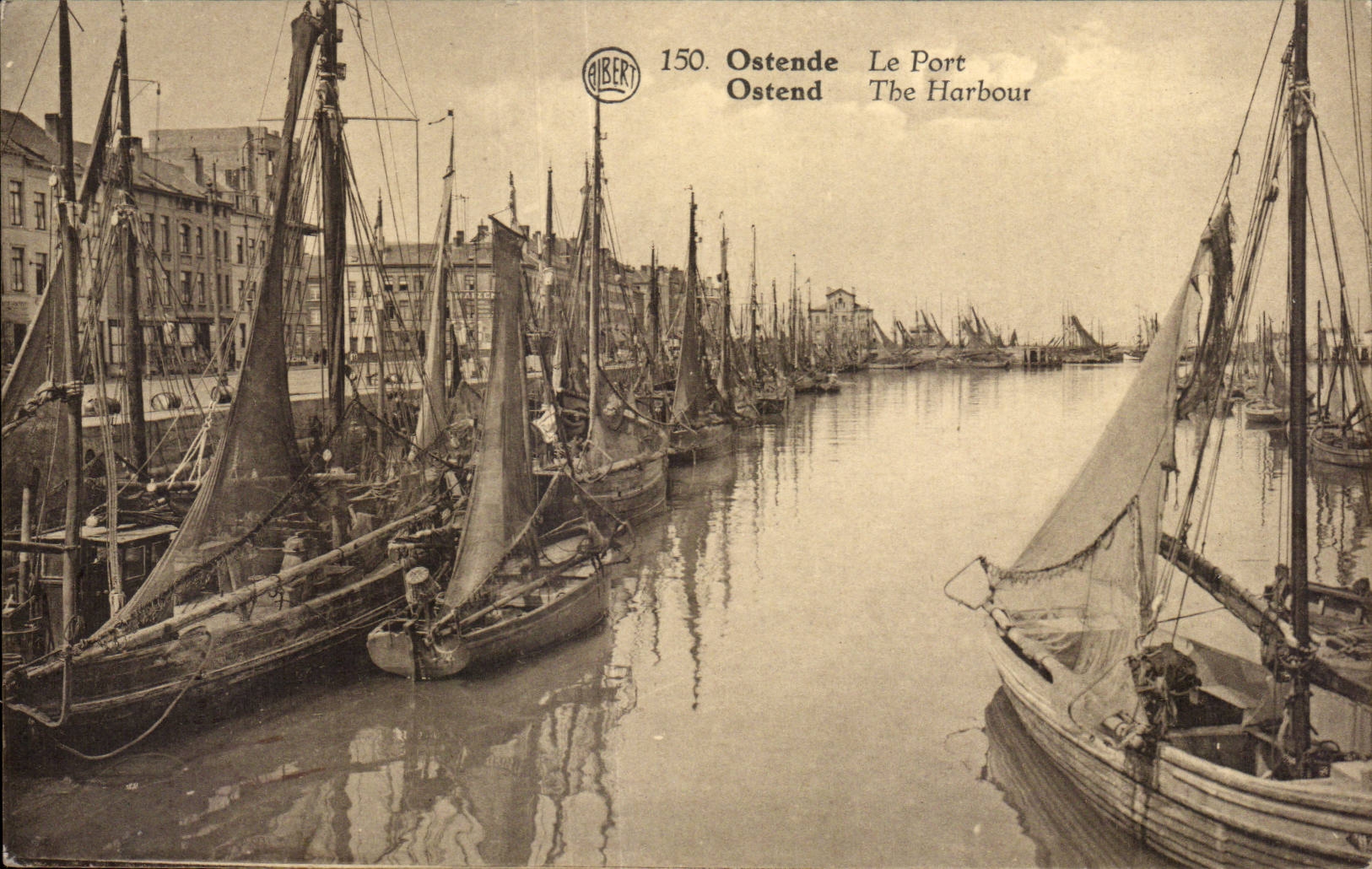 CPA Belgique Ostende Le port