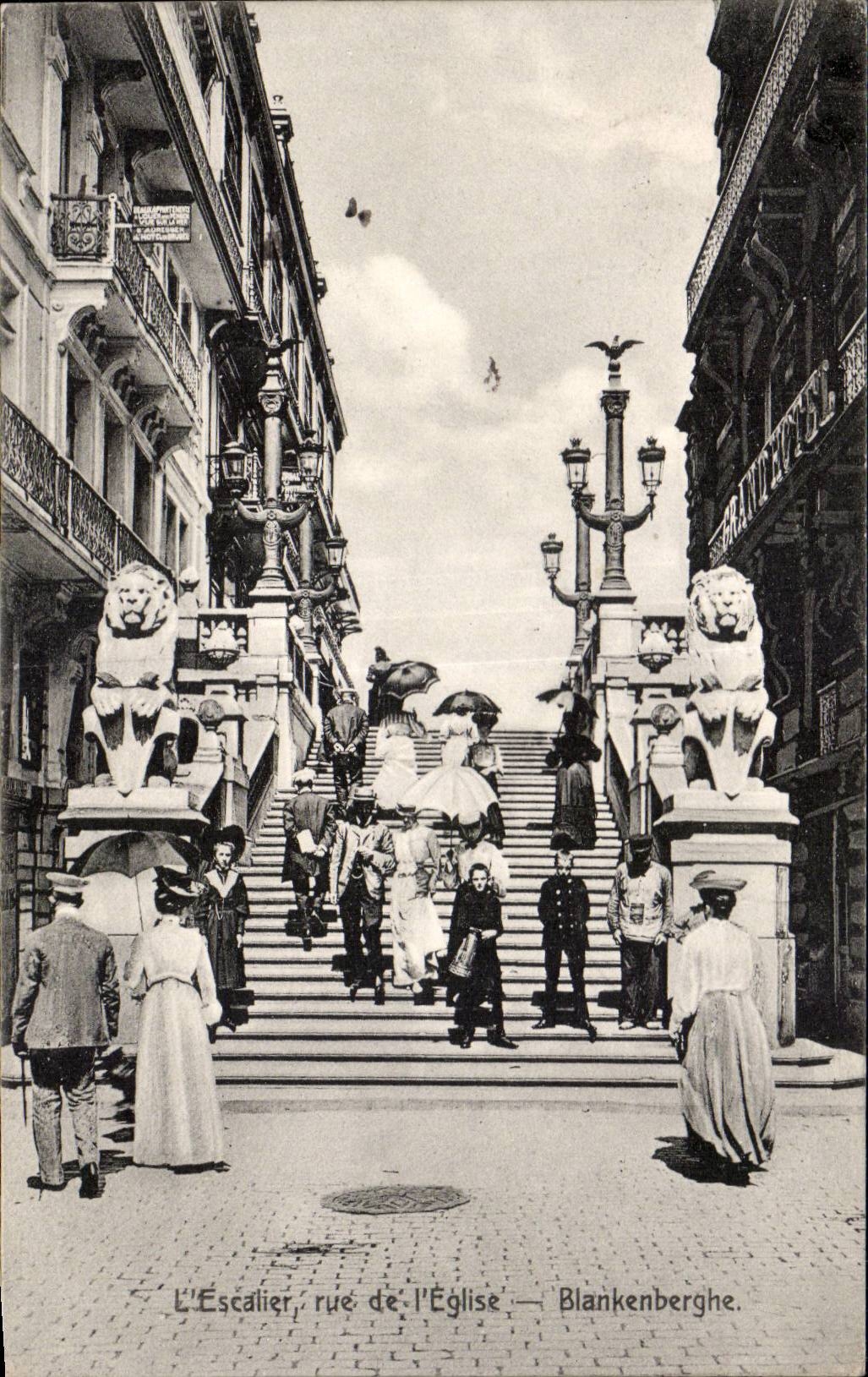CPA Belgique Blankenberghe L escalier rue de l eglise Lion 