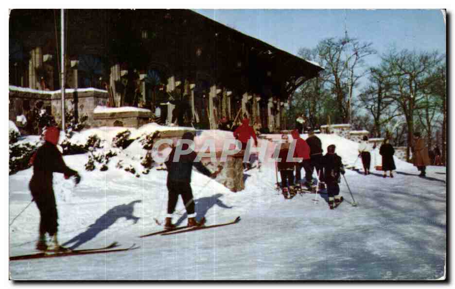 CPA Mount Royal Chalet and Skier or Mount Royal Montreal Canada