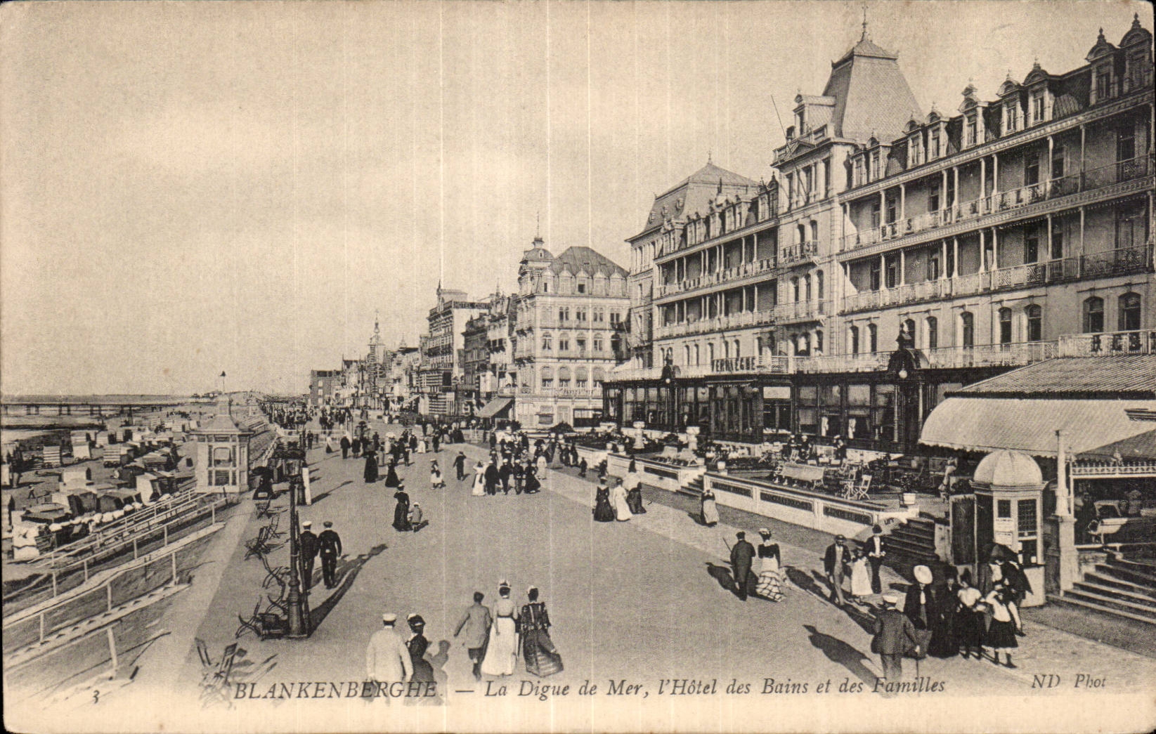 Blankenberge — La Digue de Mer, l'Hôtel des Bains et des Familles — ND Phot