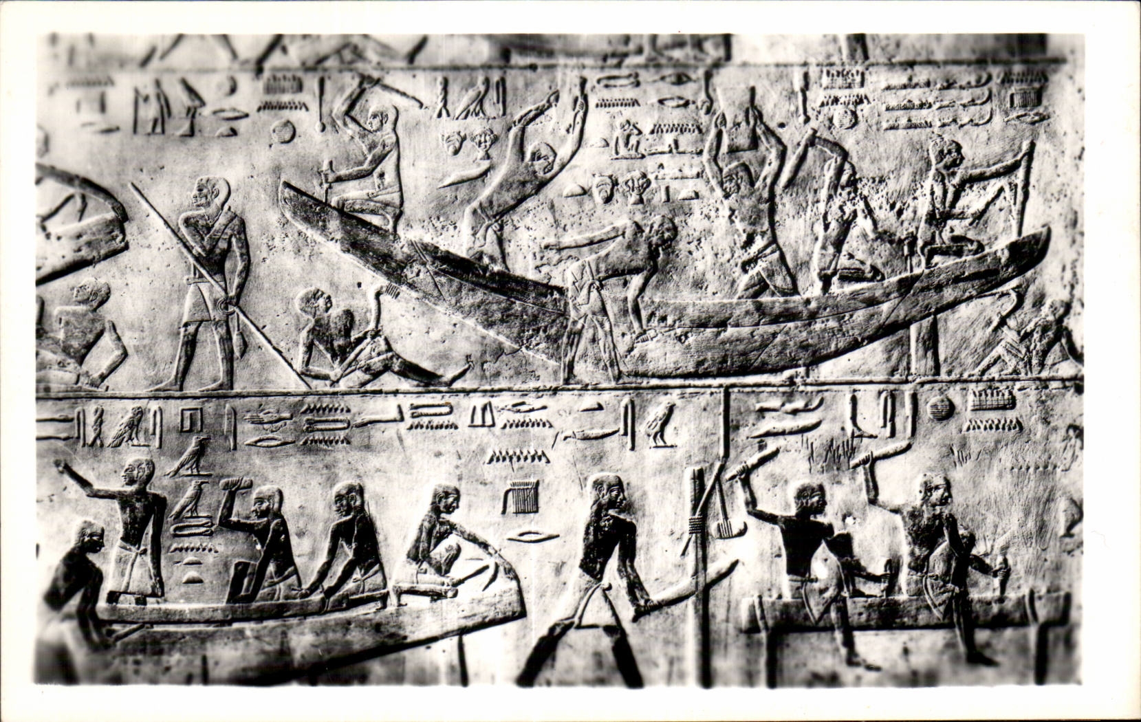 Sakkara — Tombe de Ti — Construction de navires