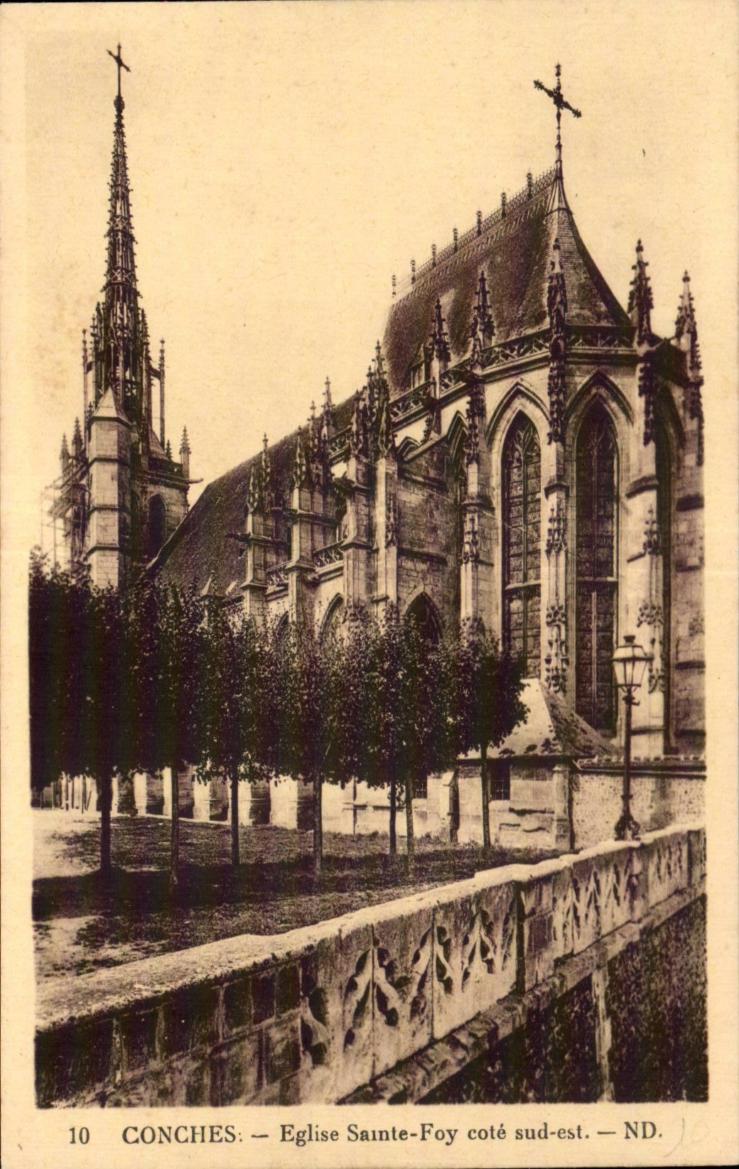 Conches — Église Sainte-Foy côté sud-est — ND.