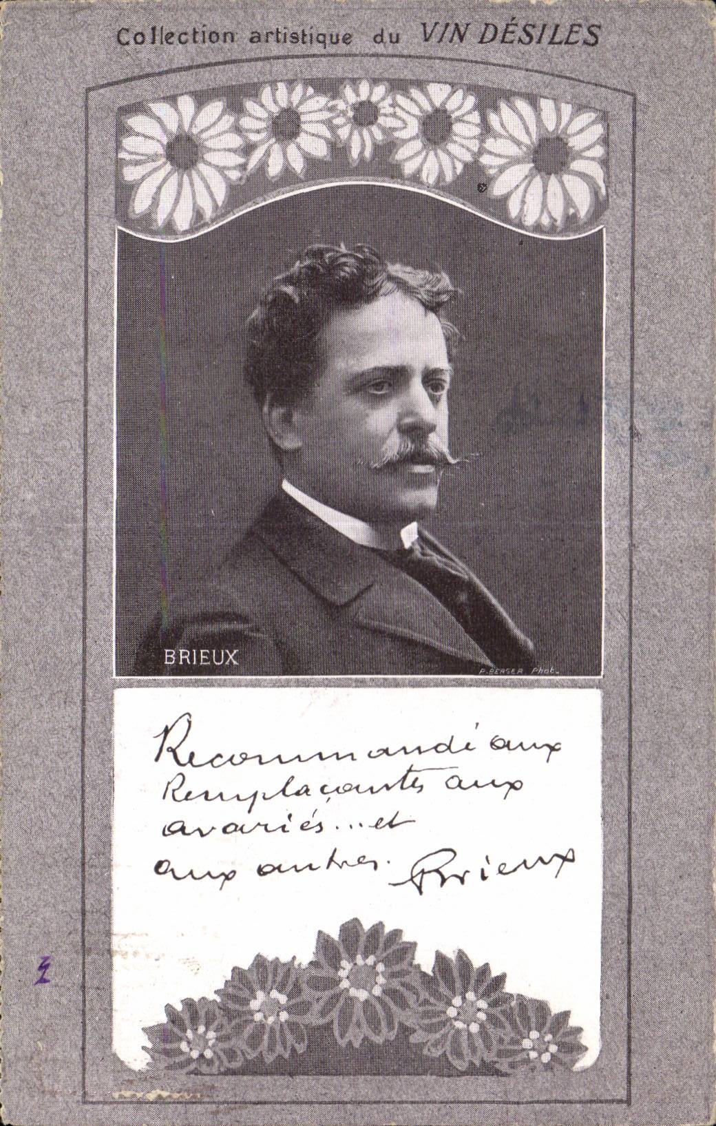 CPA Folklore Costume Brieux 