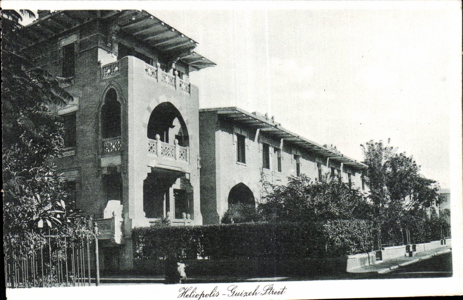Heliopolis - Guizéch Street — arcade building — publisher Lehntz & Landrock, no. 1188