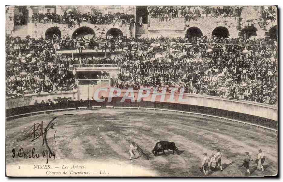 CPA Nimes Les Arenes Courses de Taureaux Corrida