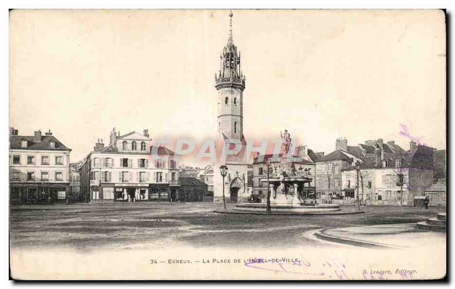 Evreux — La Place de l'Hôtel-de-Ville — G. Lebègre, Éditeur