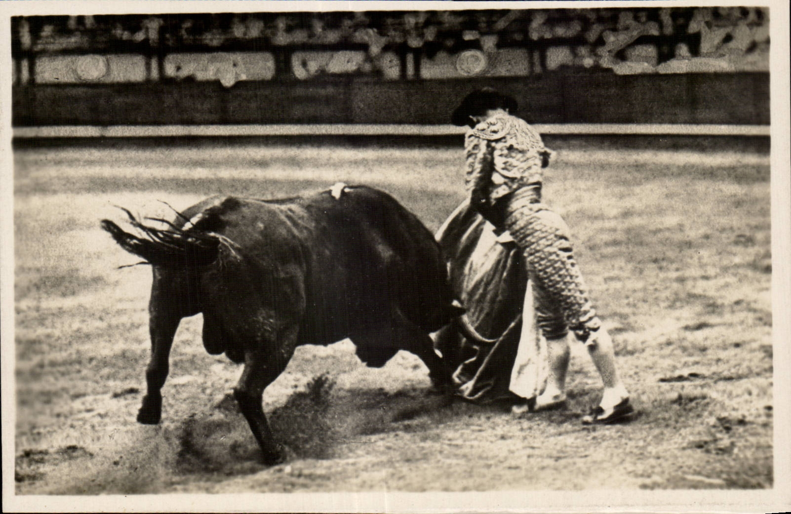 CPA Corrida Suerte de Capa Veronica Jeu de Manteau a la Veronique