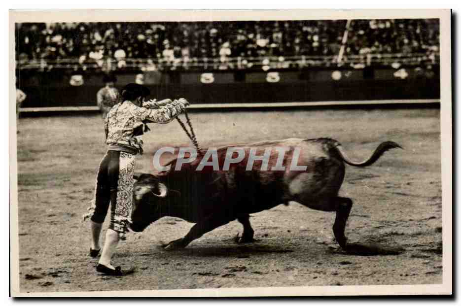 CPA Corrida Suerte de Banderillas Les Banderilles
