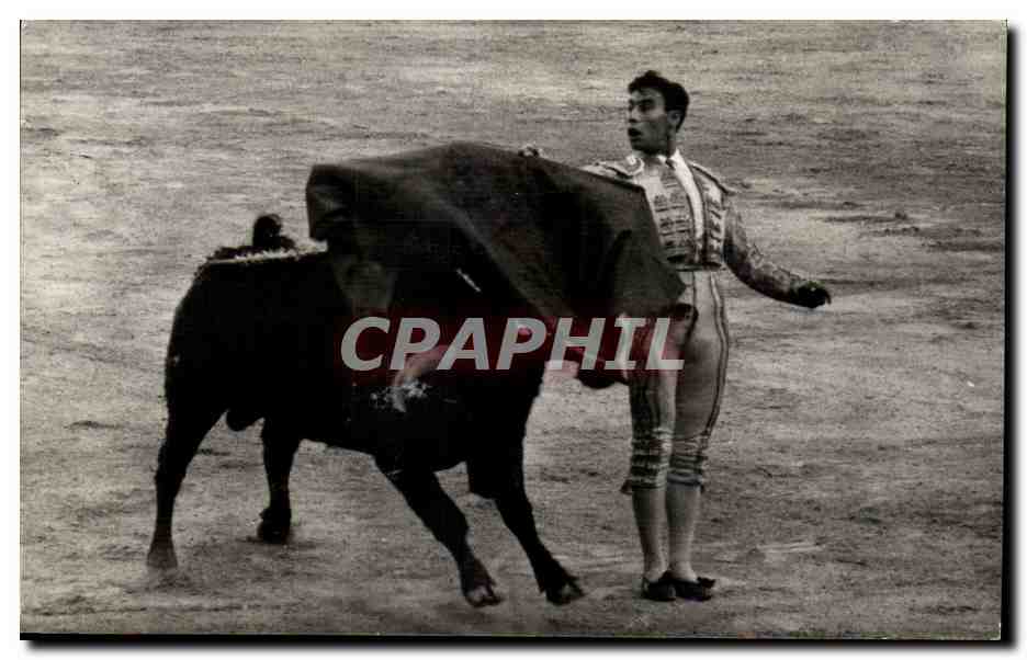 CPA Corrida Faena de Muieta Un pase de Costedillo