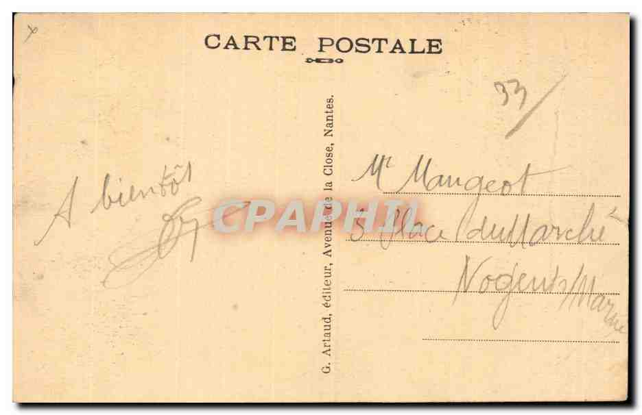CPA Bordeaux Quai Carnot a l arriere plan Le Desirade coursier de Chine — Achterkant