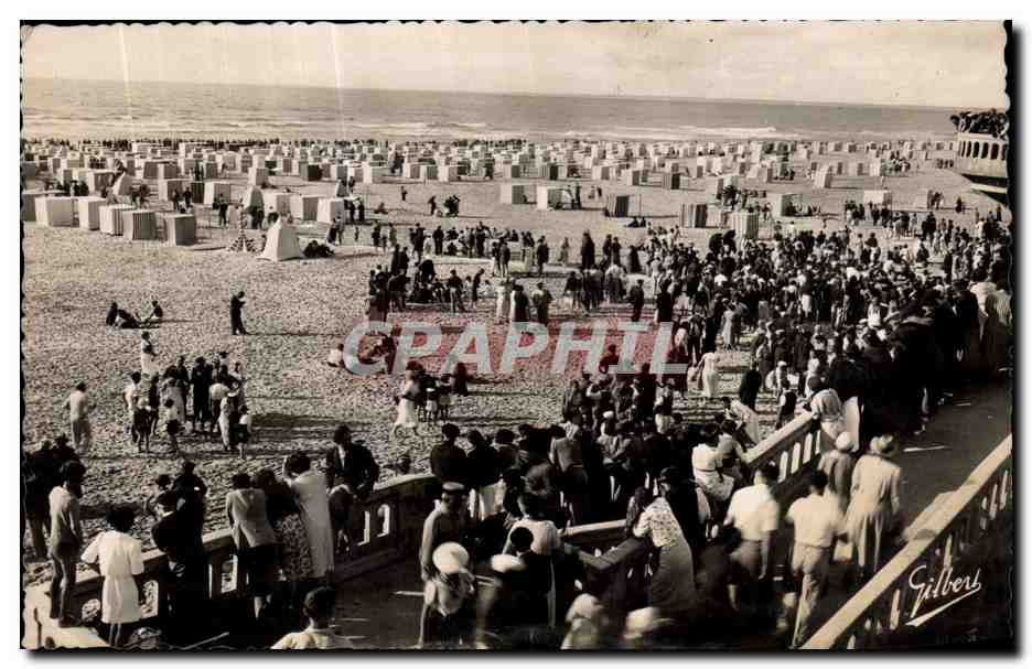 CPSM Soulac sur mer La plage vue du Ponton 