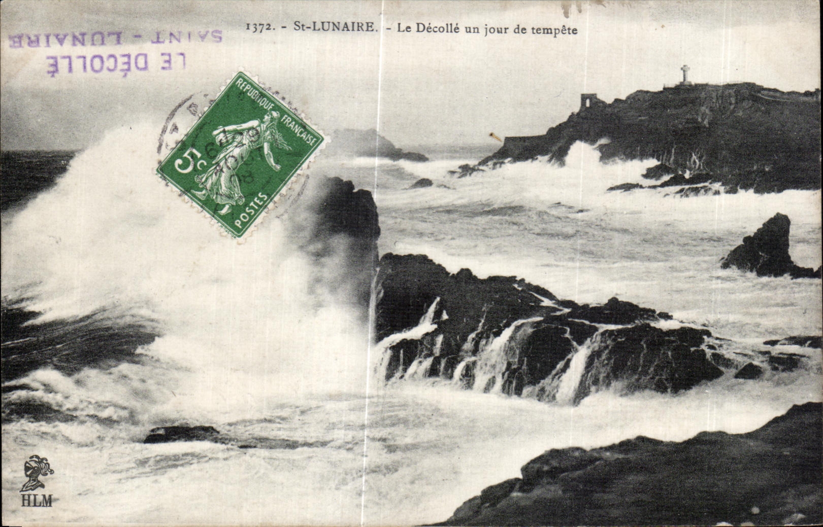 CPA St Lunaire Le Decolle un jour de tempete