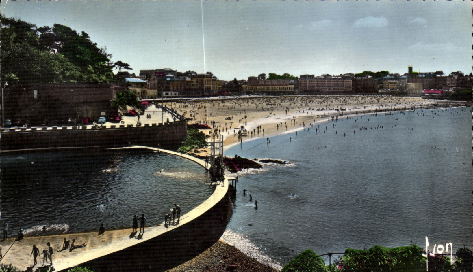 Dinard (I.&V.) — La Piscine et la Grande Plage de l'Ecluse — Édition d'Art