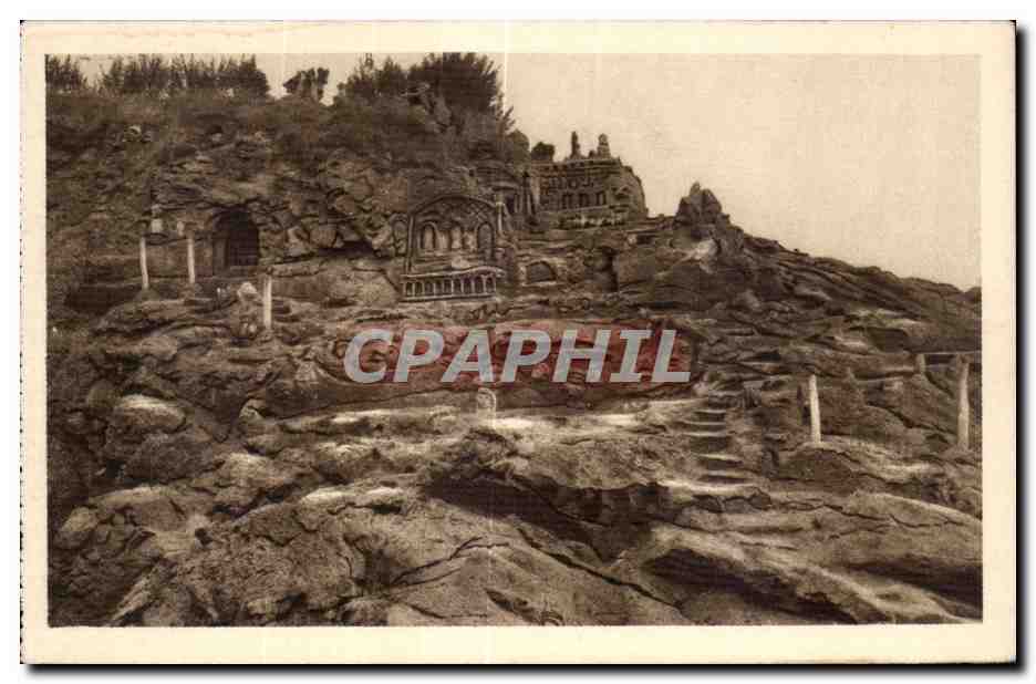 Côte d'Émeraude - ROTHÉNEUF (I.-et-V.) — Les Rochers Sculptés — Au bord du Gouffre