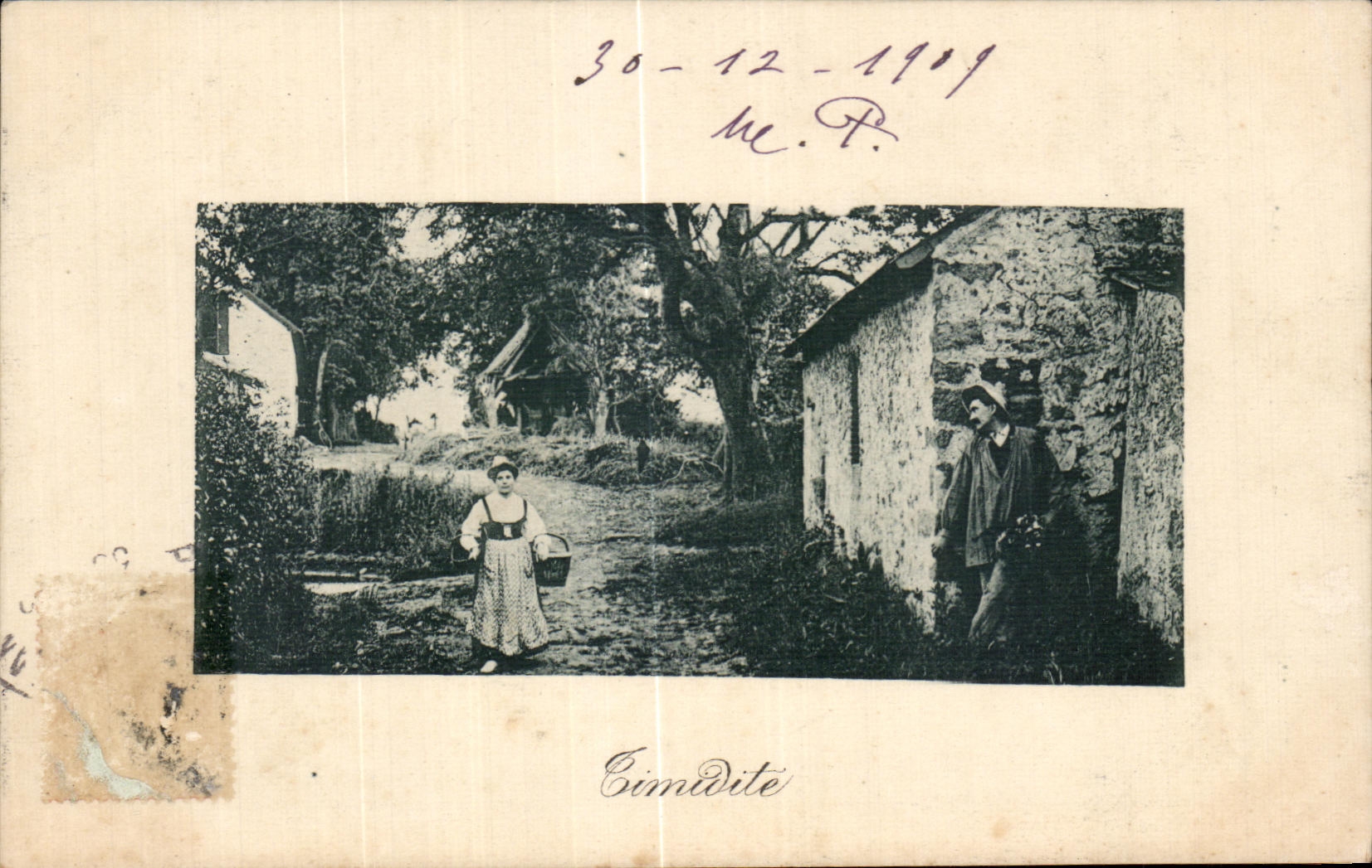 CPA Folklore Costume Timidite Paysans 
