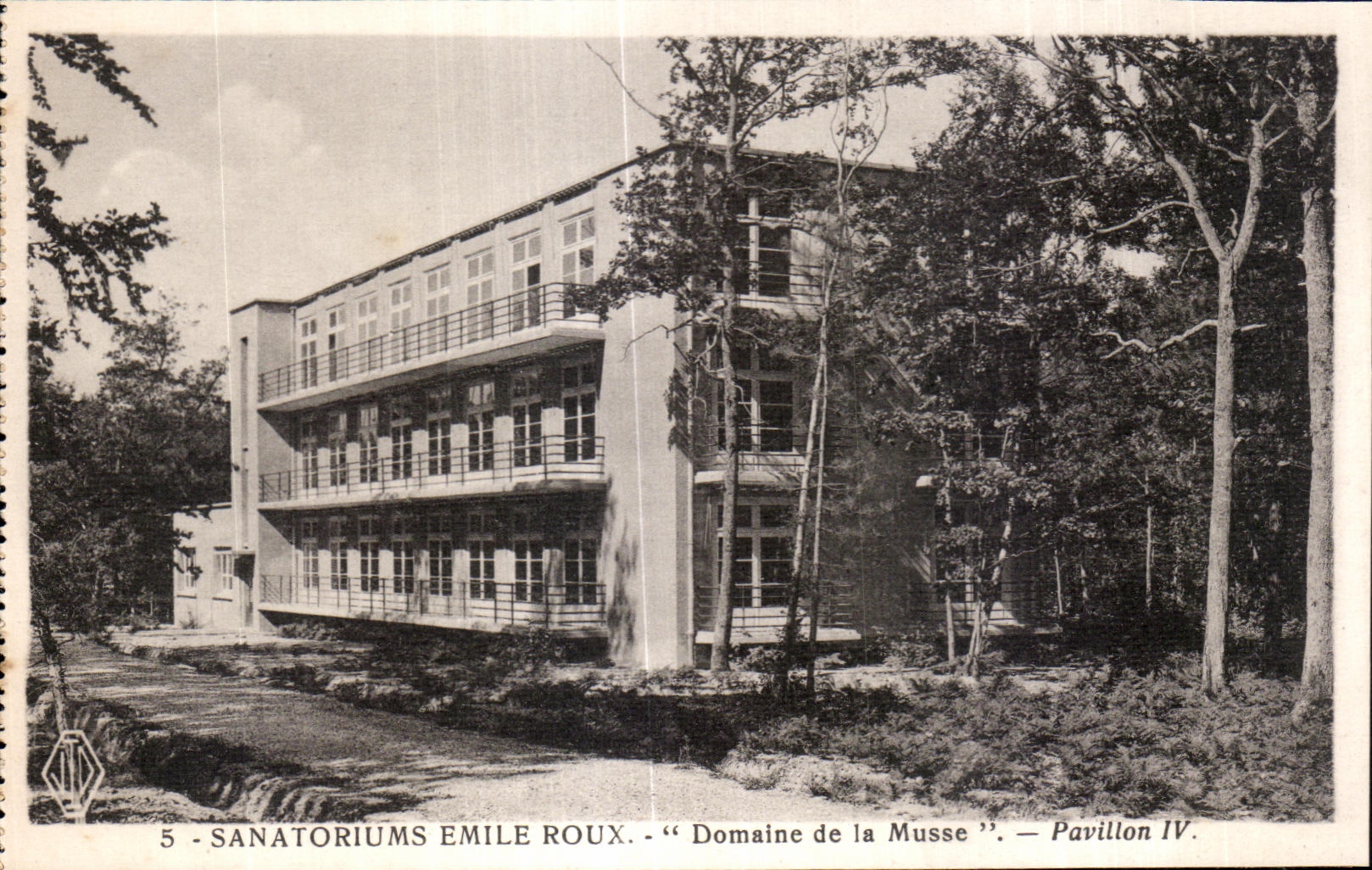 Sanatoriums Emile Roux — Domaine de la Musse — Pavillon IV