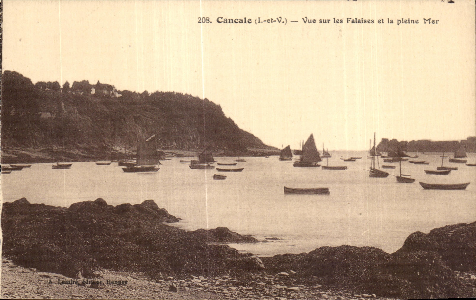 Cancale (I.-et-V.) — Vue sur les Falaises et la pleine Mer — A. Lamire, éditeur, Henner
