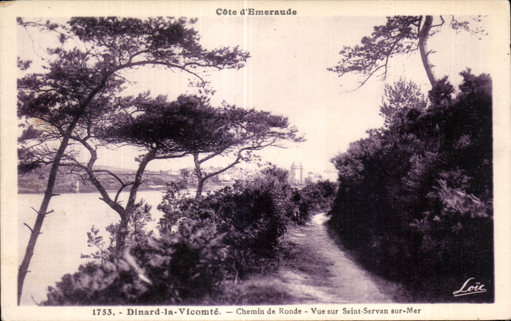 Dinard-la-Vicomté — Chemin de Ronde — Vue sur Saint-Servan-sur-Mer — Loïc