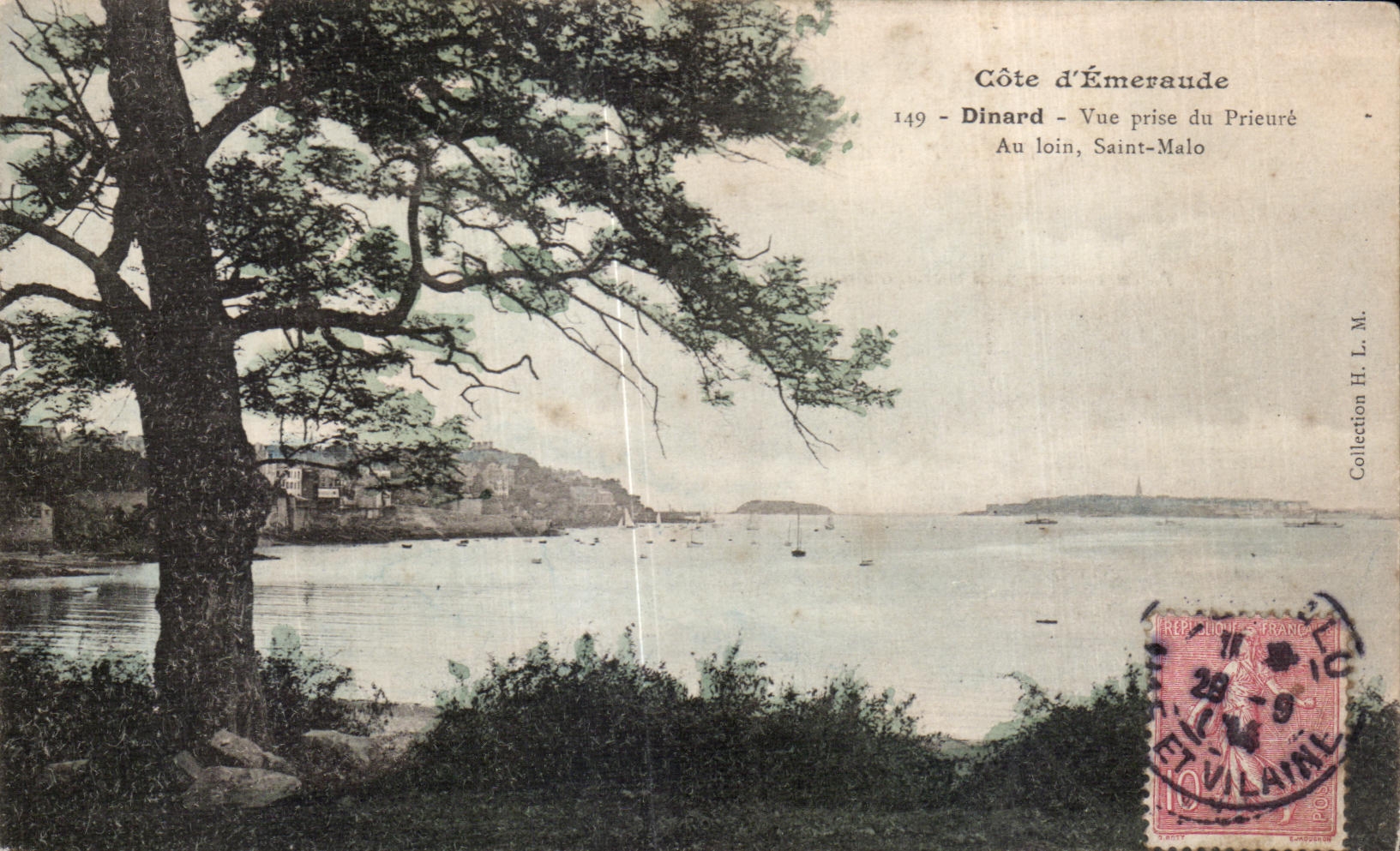 CPA Dinard Vue prise du Prieure Au loin Saint Malo