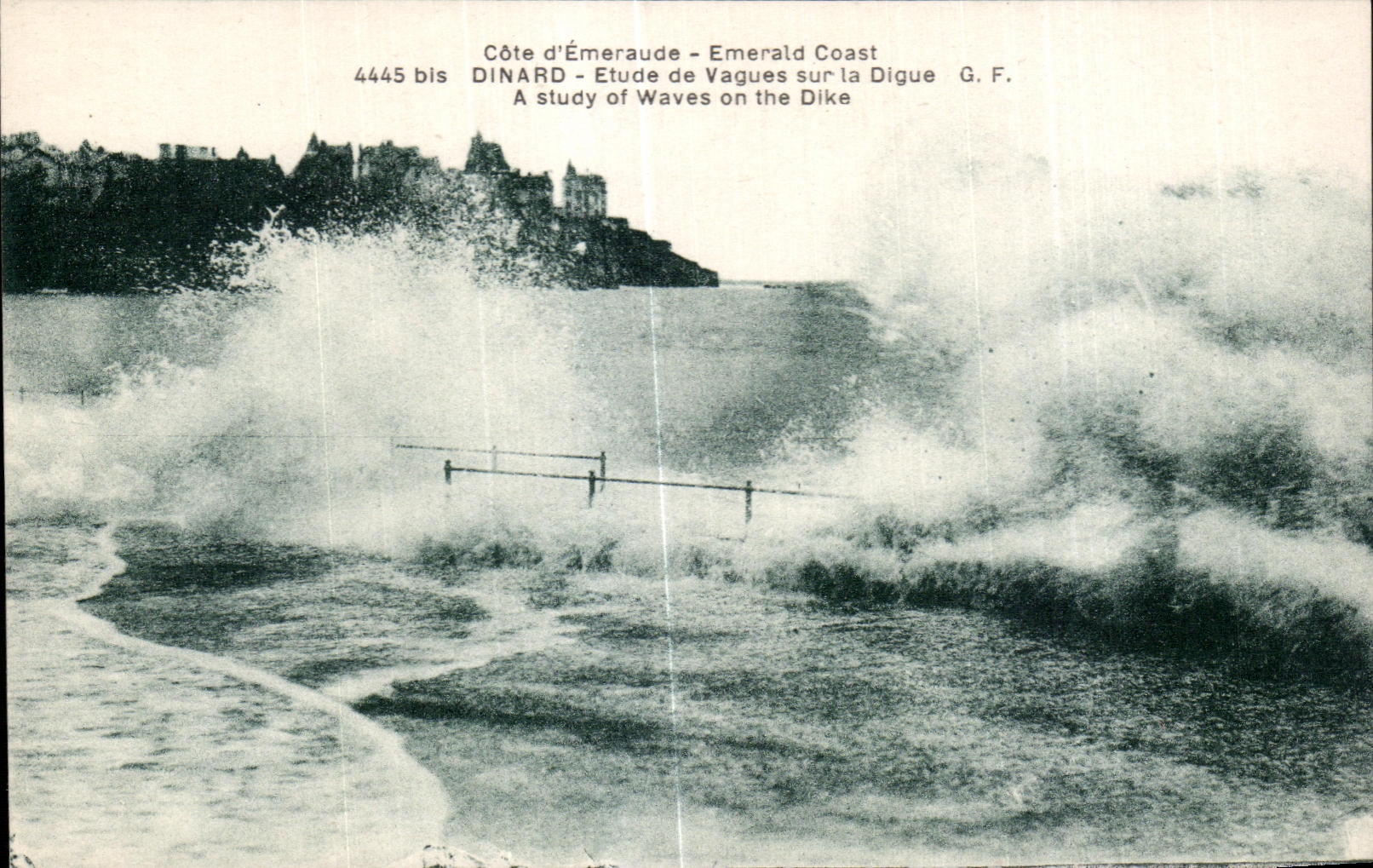 Dinard - Studie der Wellen an der Mole — G.F. 4445 bis
