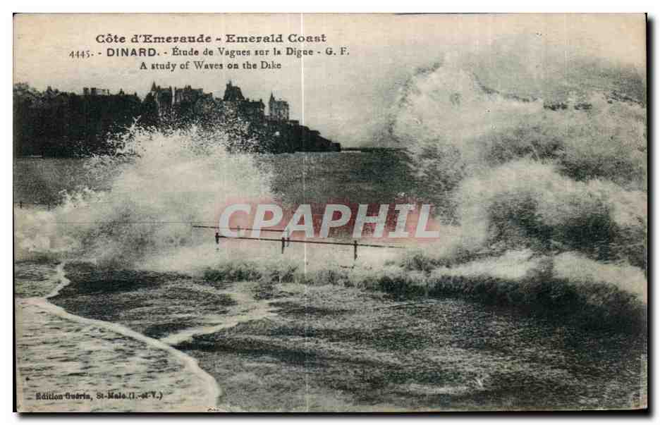 CPA Dinard Etude de Vagues sur la Digue GF A study of Waves on the Dske