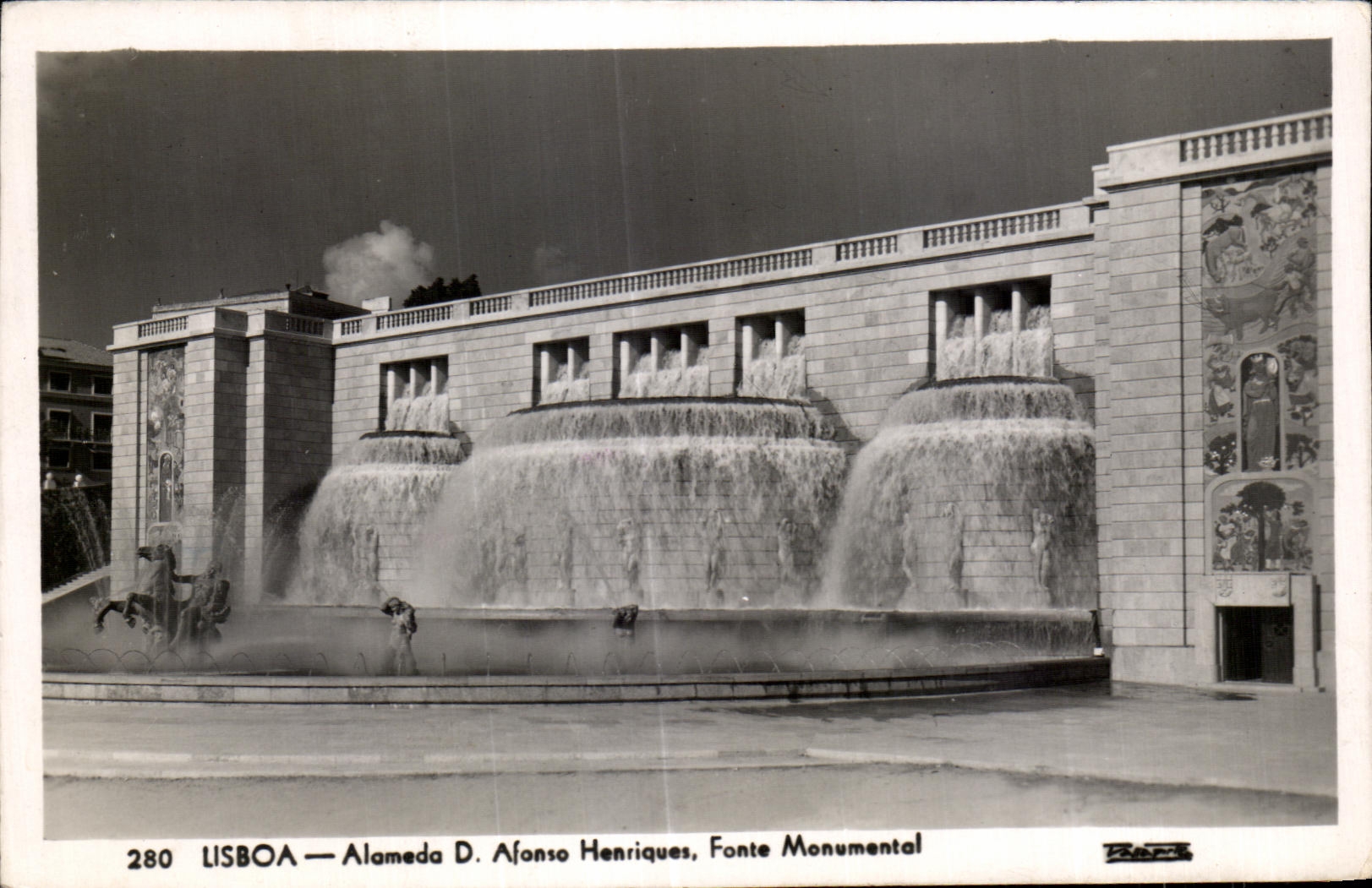 Lisboa — Alameda D. Afonso Henriques, Fonte Monumental — Barreto, n° 280