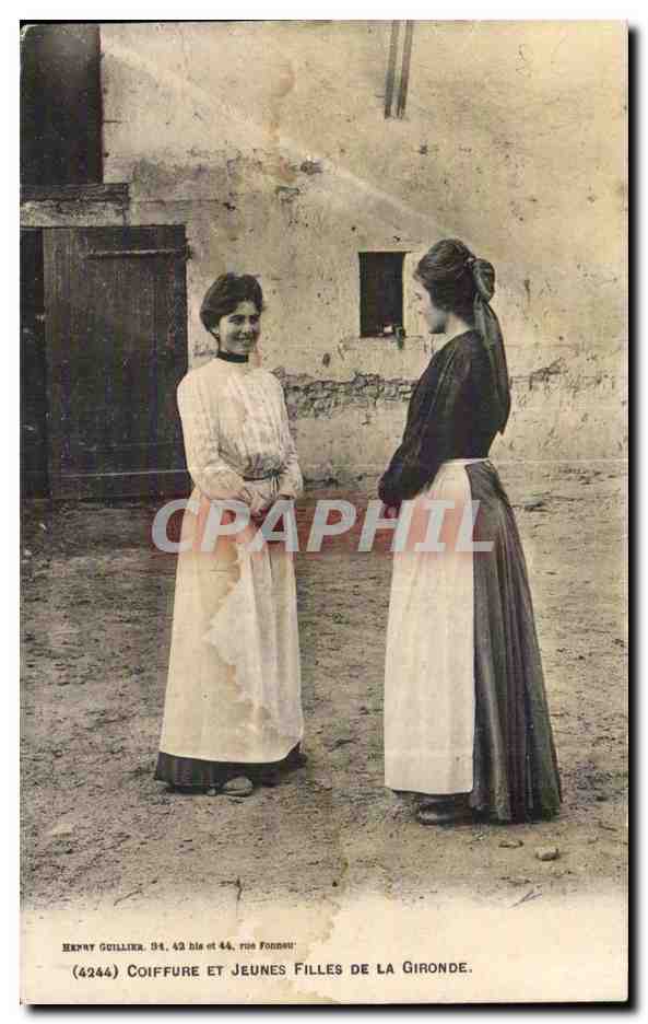 CPA Coiffure Et Jeunes Filles De La Gironde Folklore Costume