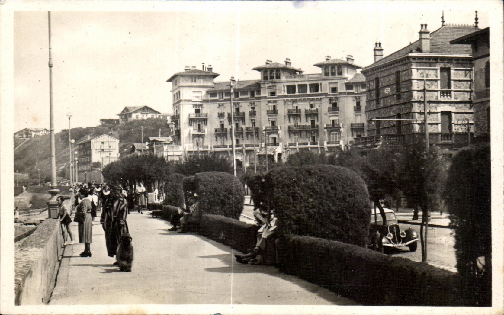 Saint-Jean-de-Luz — La Digue-Promenade — Éditeur Barbérouss - n° 312