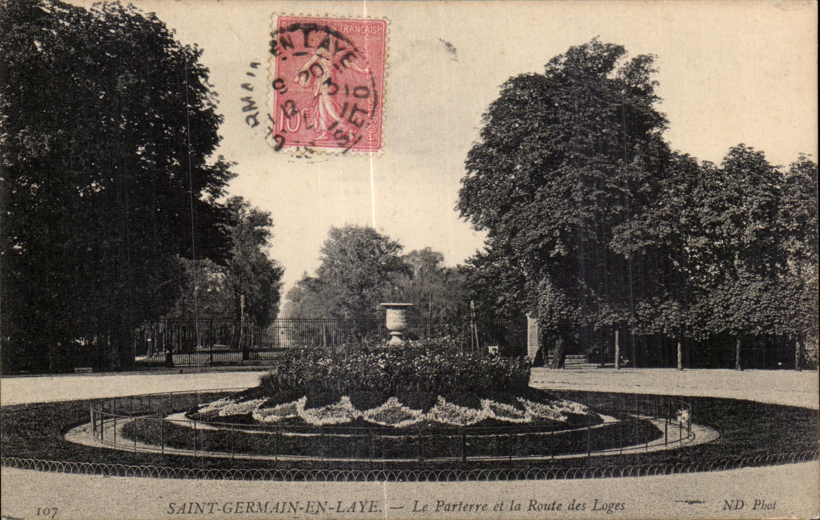 Saint-Germain-en-Laye — Le Parterre et la Route des Loges — ND Phot, n°107