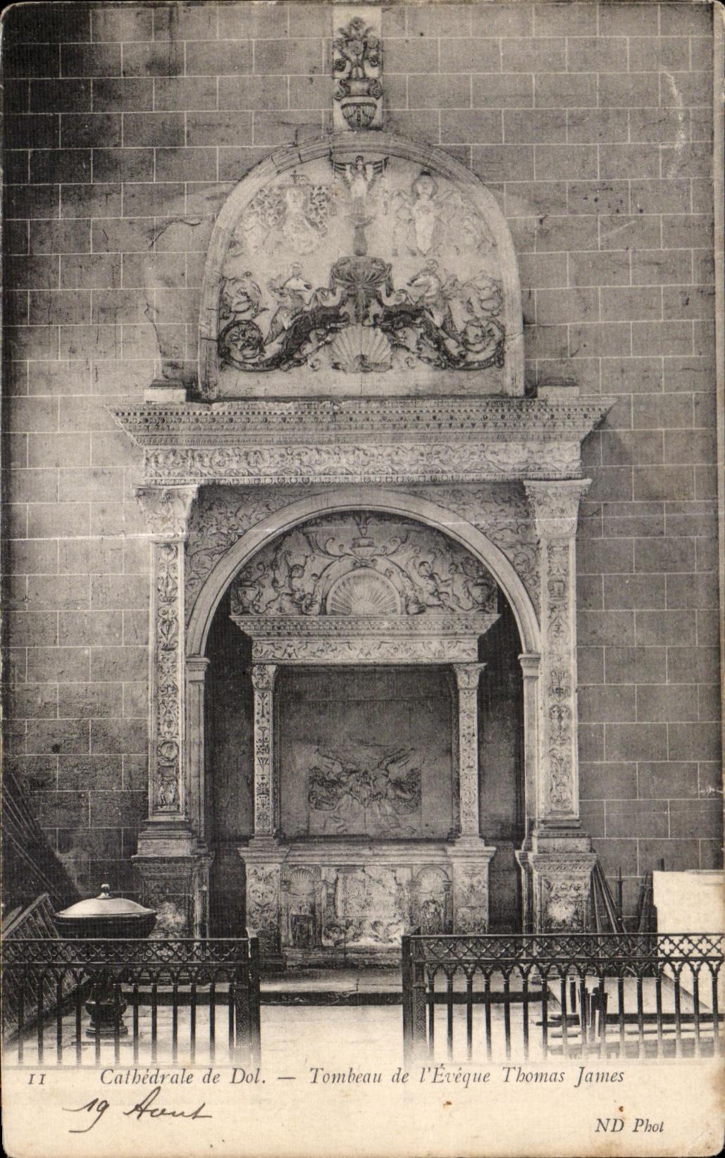 CPA Catbedrale de Dol Tombeau de l Eveque Thomas james