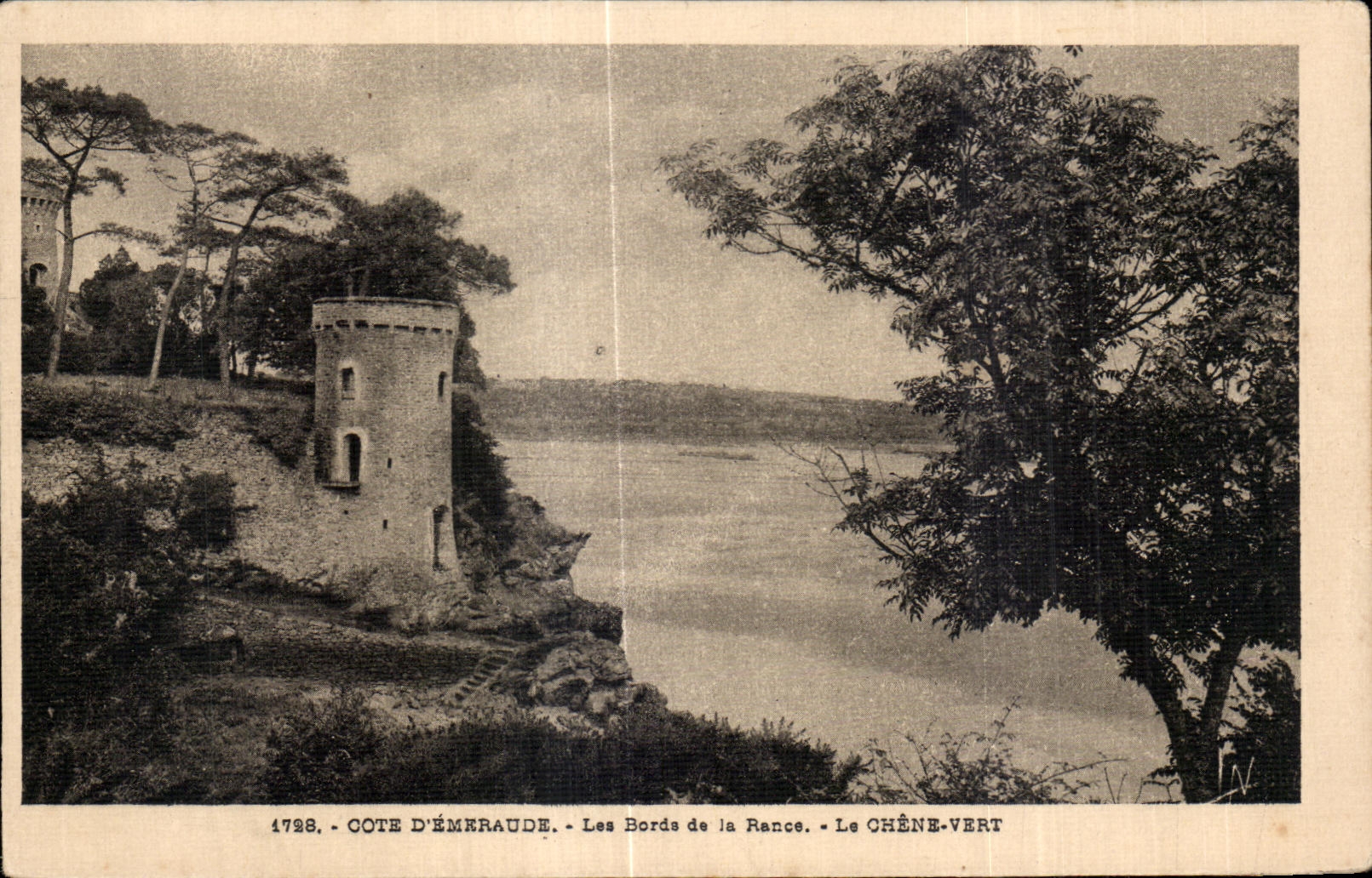Côte d'Émeraude — Les Bords de la Rance — Le Chêne-Vert — Éditeur Laurent-Nel, Rennes