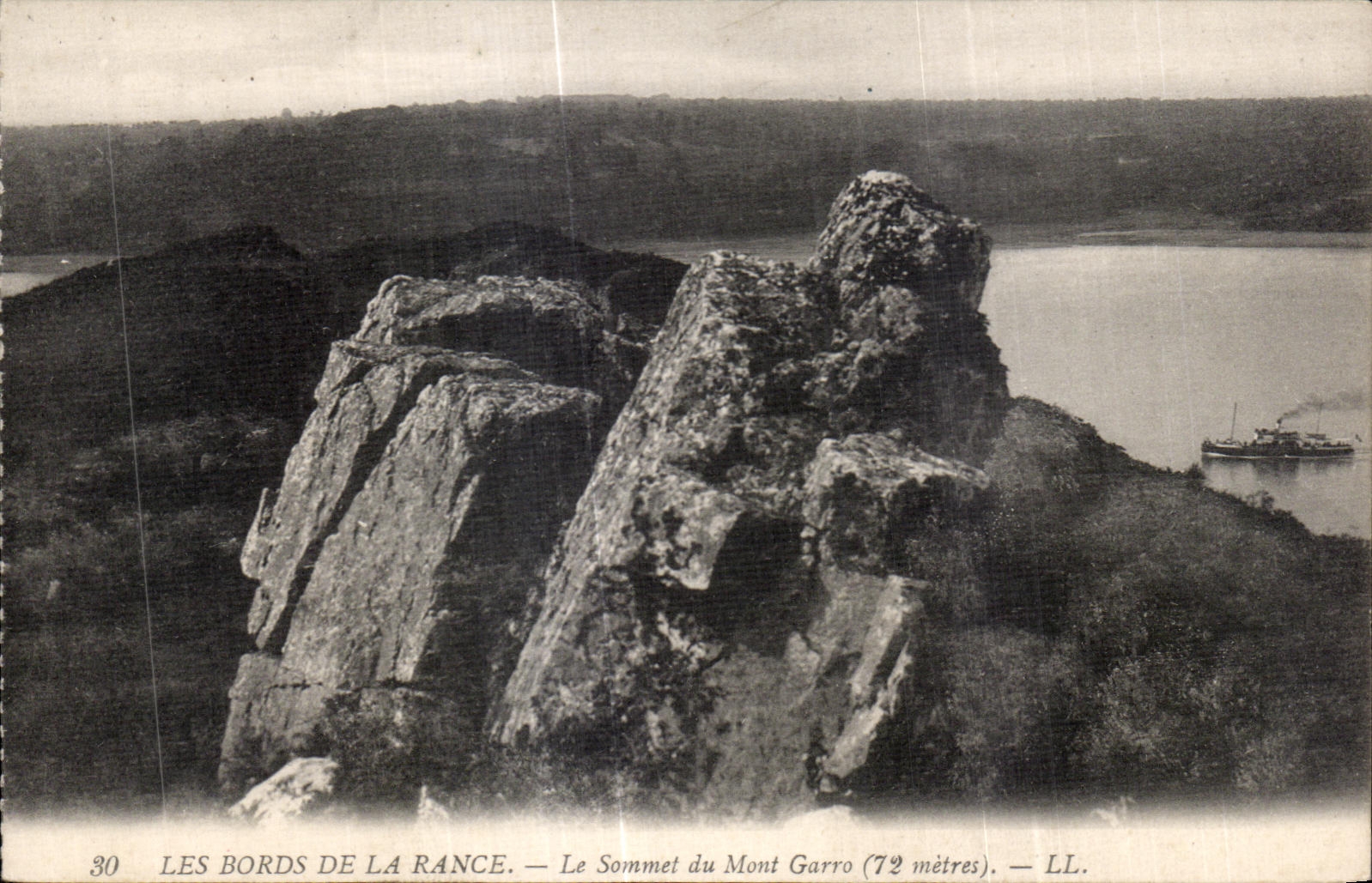 Les Bords de la Rance — Le Sommet du Mont Garro (72 mètres) — LL.