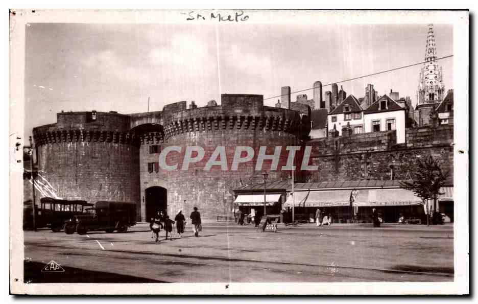 Saint-Malo — Die Große Pforte und die Kathedrale — Verlag AP