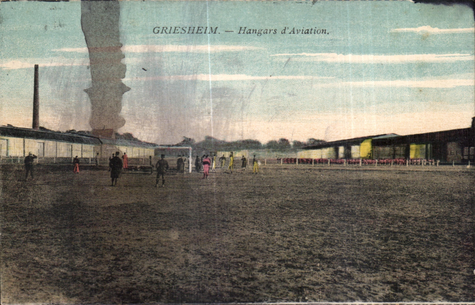 Griesheim — Hangars d'Aviation.