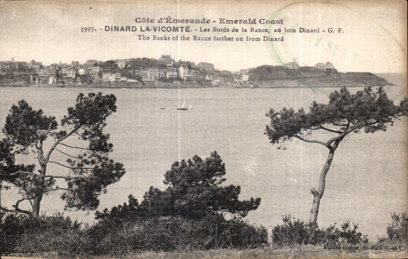 Côte d'Émeraude - Emerald Coast — Les Bords de la Rance, au loin Dinard — G. F. — Édition Guérin, St-Malo