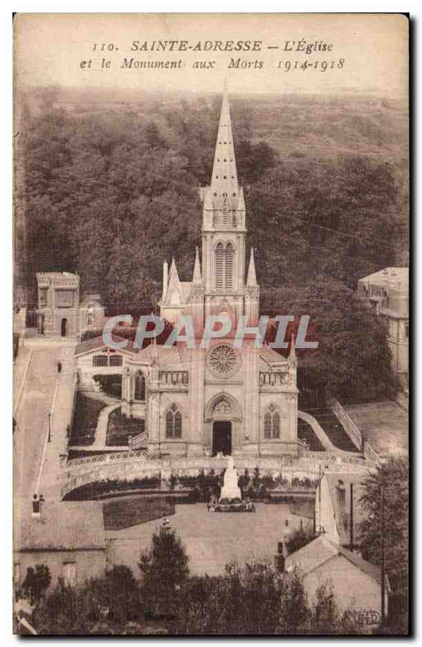 CPA Sainte Adresse L Eglise et le Monument aux Morts