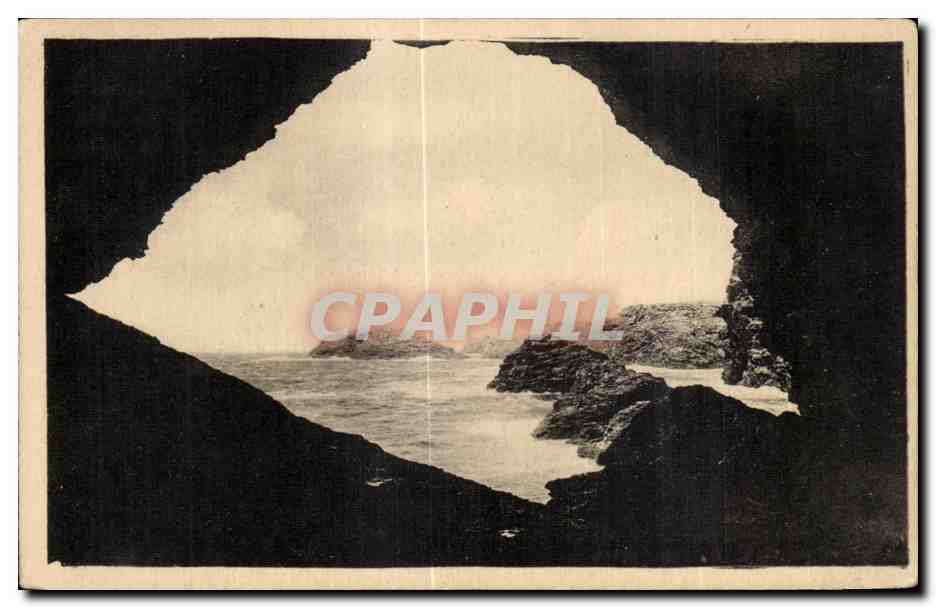 Grotte de l'Apothicaire — Belle-Île-en-Mer — Éditeur Levy et Neugierlin, Paris