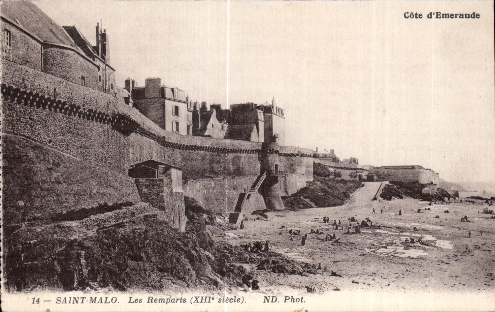 Saint-Malo — Los Muros (siglo XIII) — ND. Fotografía