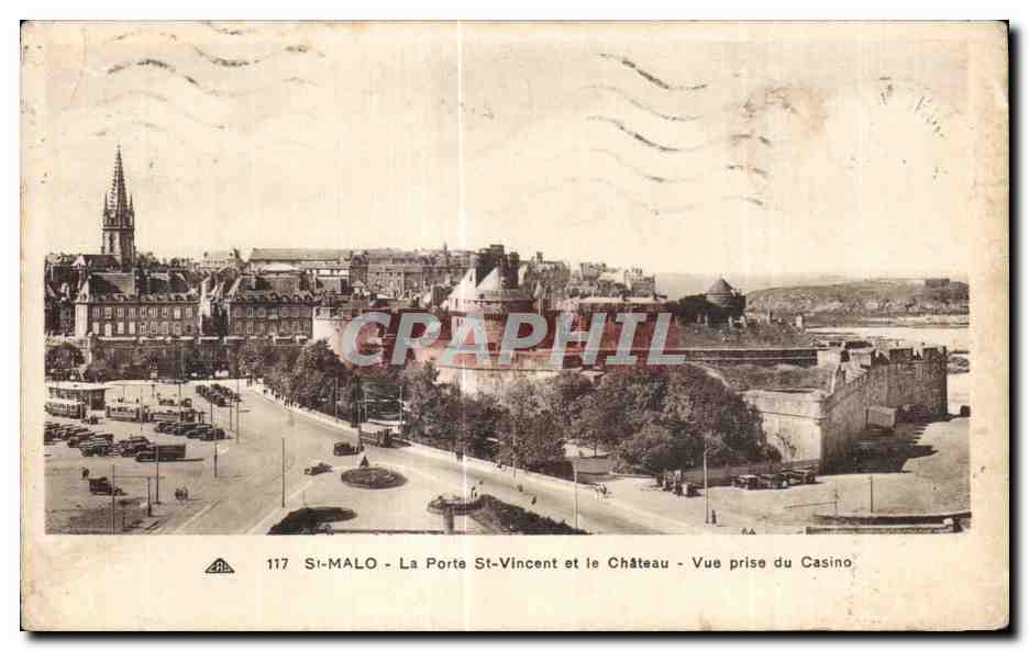 Saint-Malo - La Porte Saint-Vincent et le Château - Vue prise du Casino