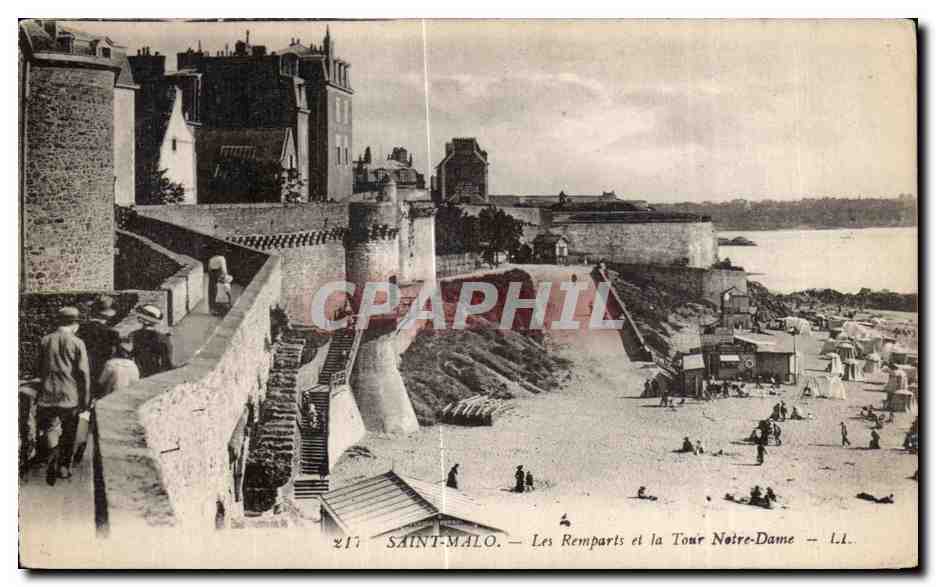 Saint-Malo — Les Remparts et la Tour Notre-Dame — I.A.