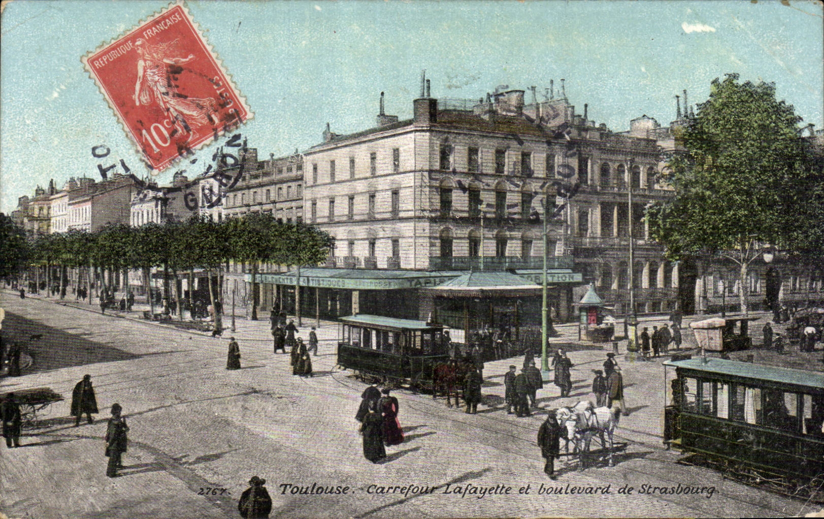CPA Toulouse Carrefour Lafayette et boulevard de Strasbourg Tramway 