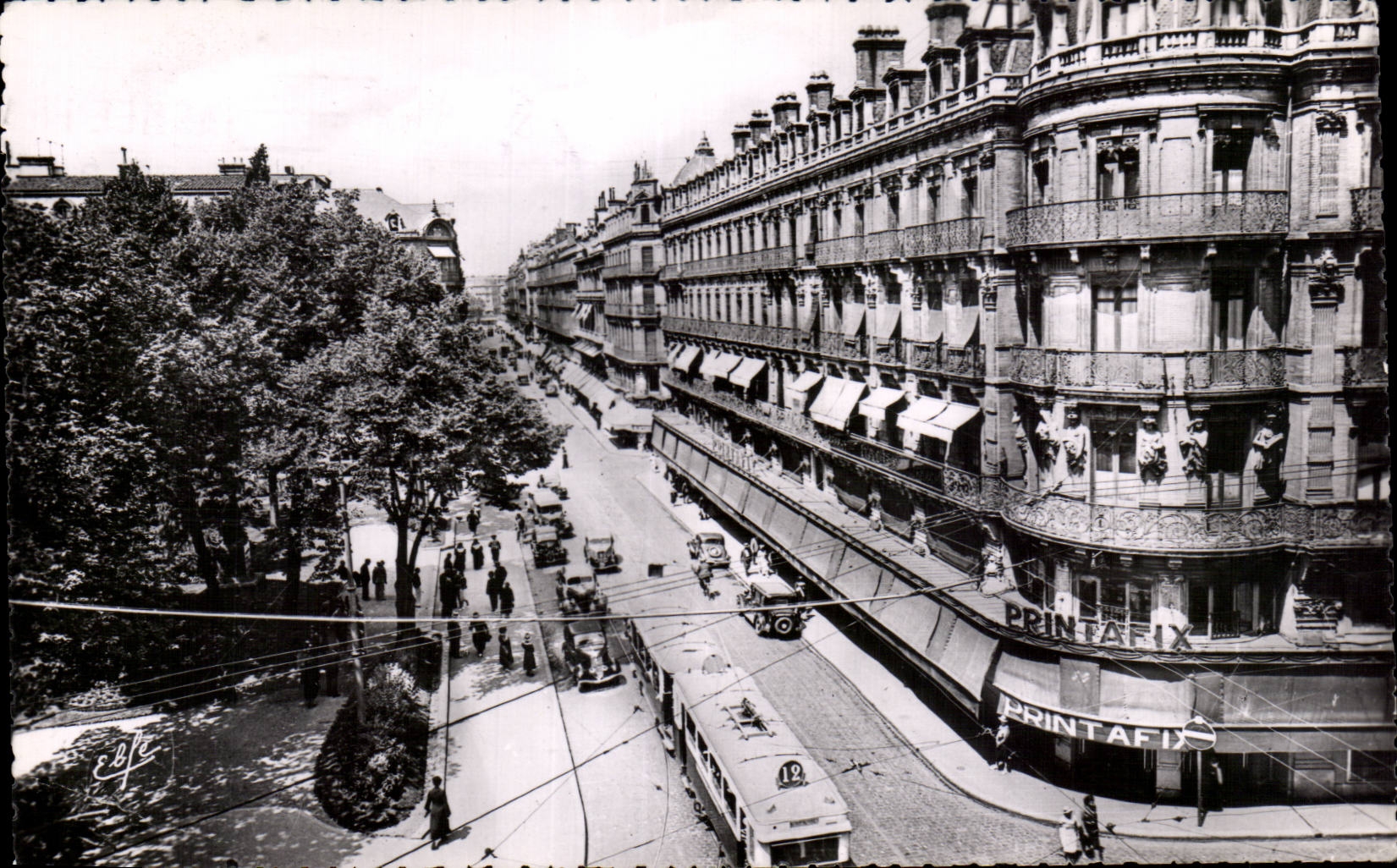 CPSM Toulouse La rue d Alsace Lorraine et le square du Capitole