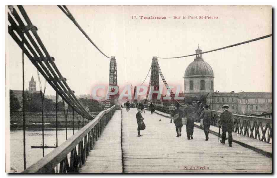 CPA Toulouse Sur le pont de pierre