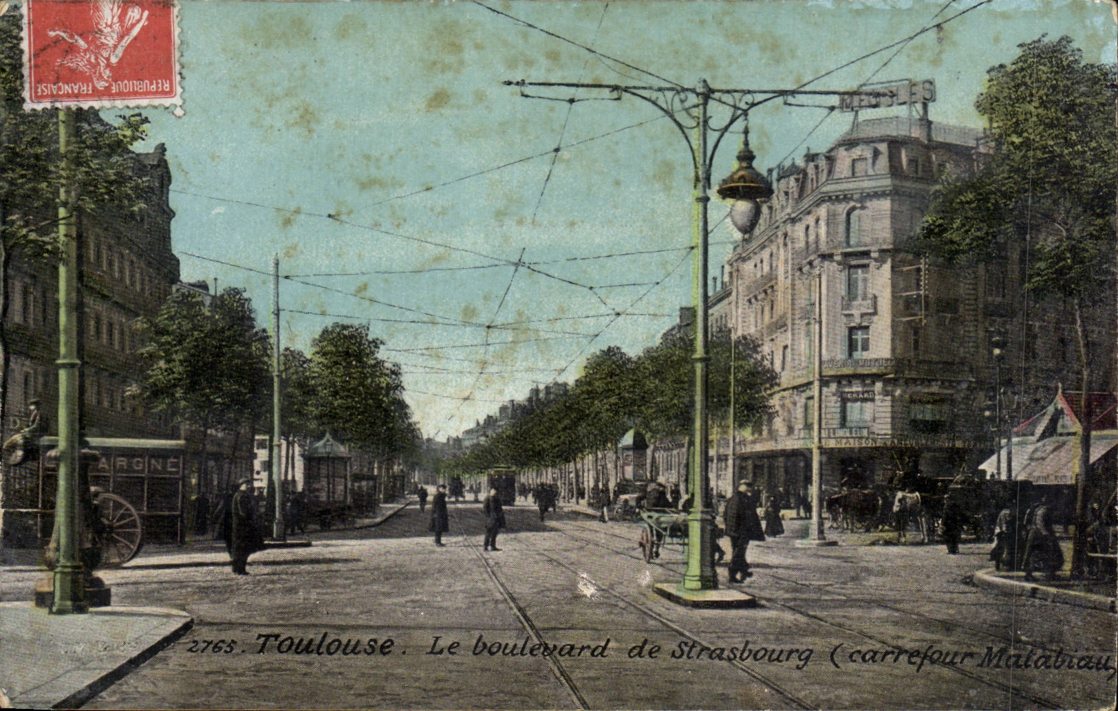 CPA Toulouse Le boulevard de Strasbourg (carrefour Matabiau)